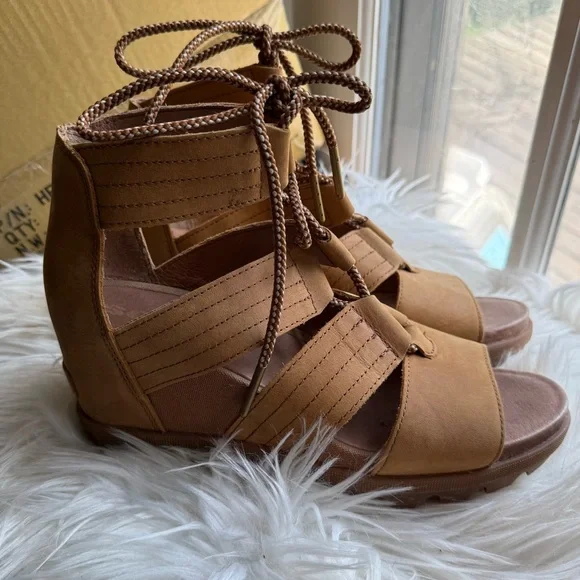 Sorel Joanie II Lace Sandals - Picture 9 of 9